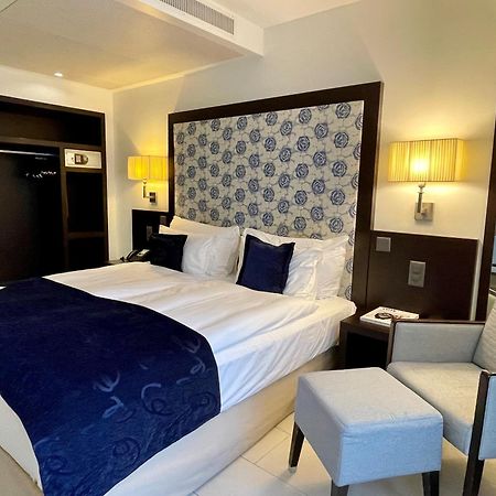 Best Western Premier Hotel Beaulac Neuenburg Exterior foto